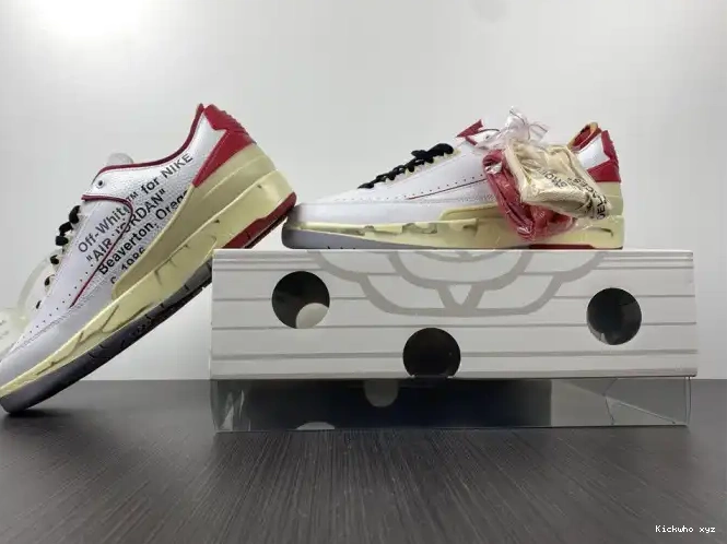 Retro Low SP Jordan White 2 Red Off-White DJ4375-106 0516